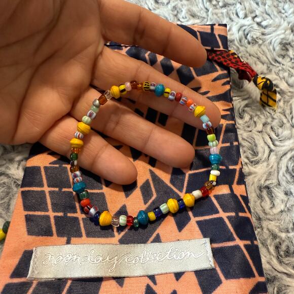 Noonday Collection Stack Bracelets Set of Three Colorful Made in Thailand New - Picture 5 of 7